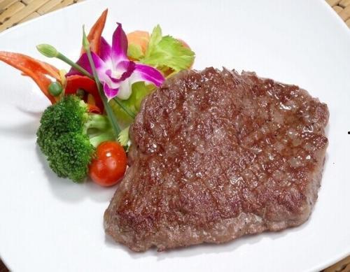 娱乐吃瓜酱牛排,揭秘明星们的美食私享时光  第3张